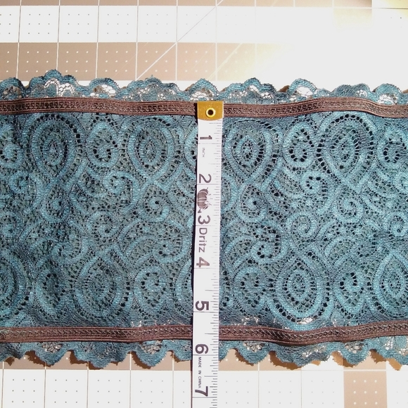 Free People Seamless & Lace Reversible Bandeau - Picture 8 of 11